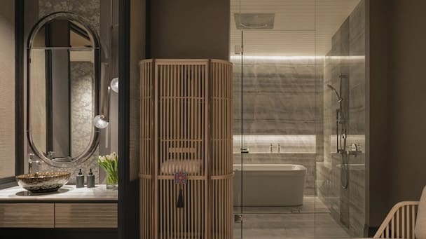 Four Seasons Holistic Approach to Nurturing Mind, Body and Beyond